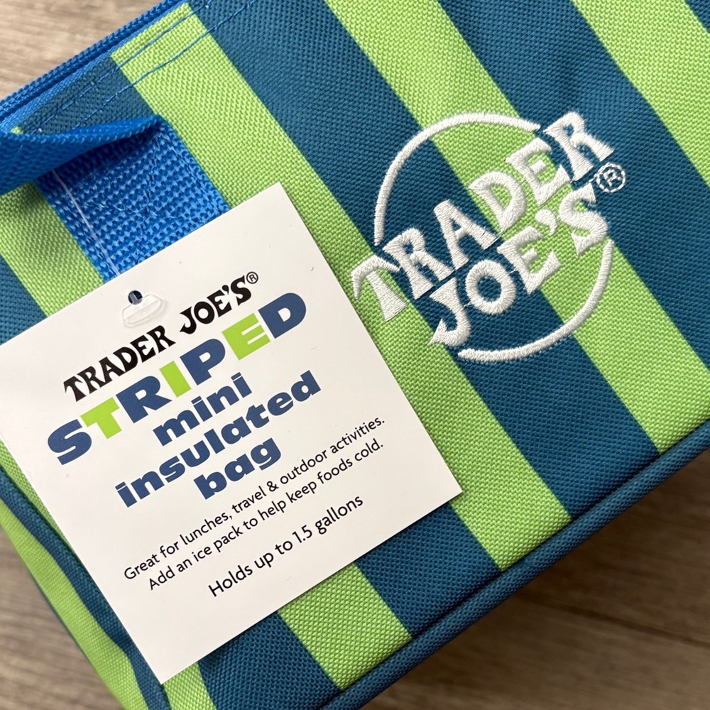 Trader Joe's Striped Mini Insulated Lunch Bag - Blue & Lime Limited Edition 2026 - Picture 3 of 3